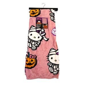 Hello Kitty Halloween Plush Throw Blanket Pink Pumpkin Bat Candy Mummy RARE